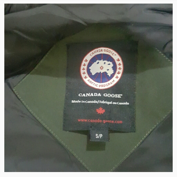 Canada goose all black then i have green and black - Picture 4 of 7